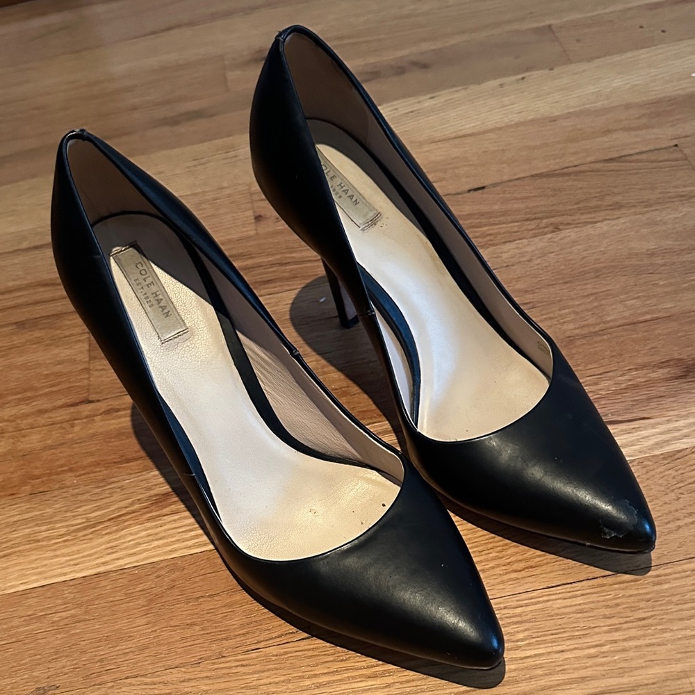 Cole Haan Grand OS Black Leather Heels Size 9